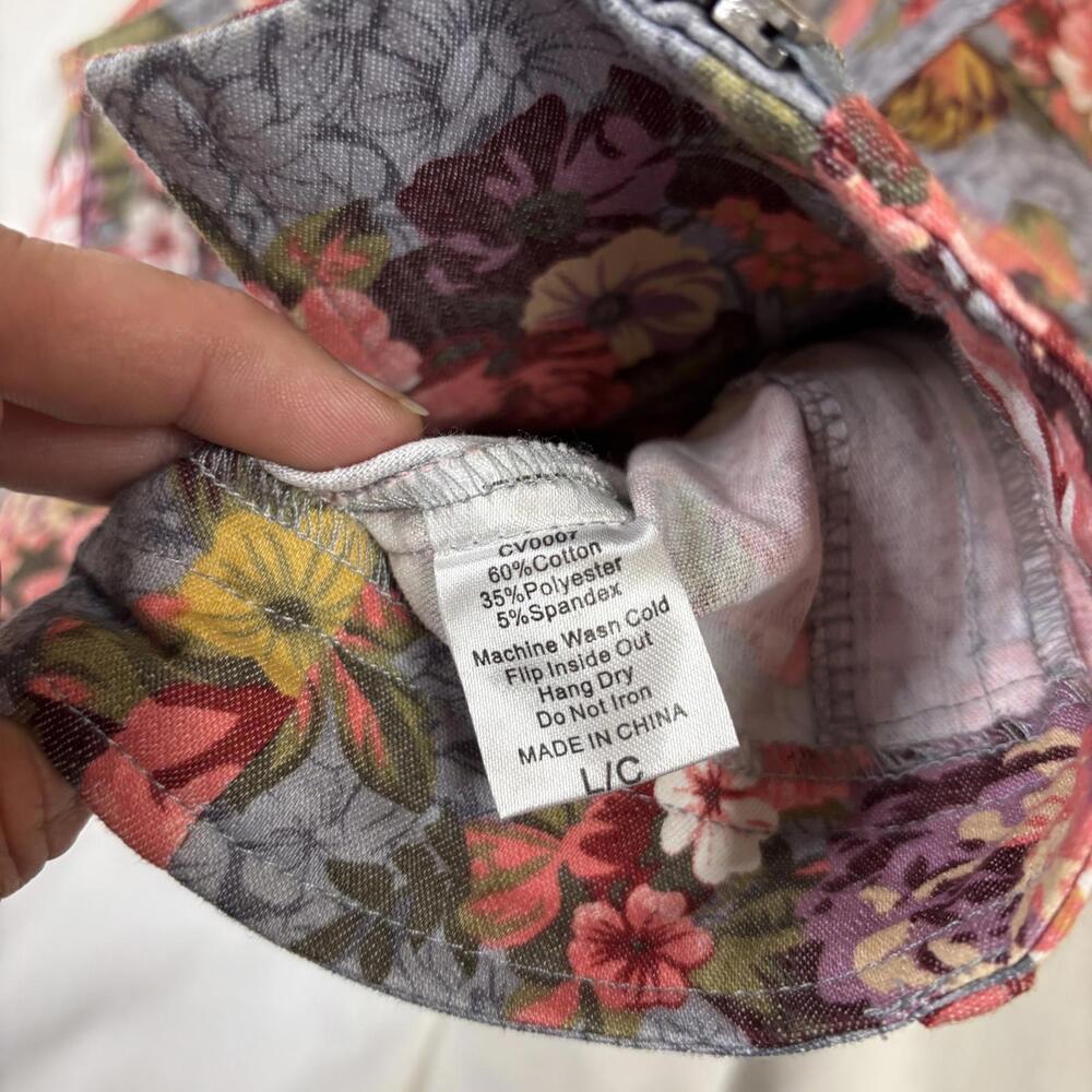 TCEC floral vest sz large - Picture 3 of 5